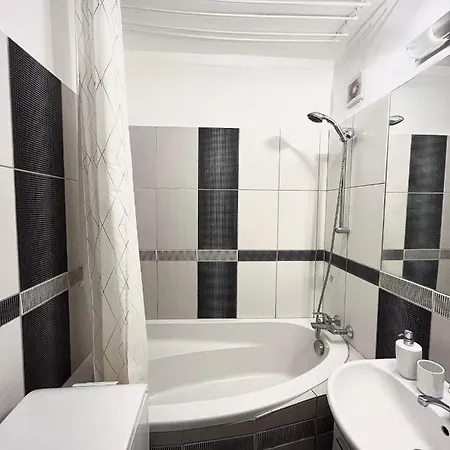 Daire Elegant Escape - Free Parking, Easy Access To Centre Bratislava