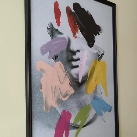 Elegant Escape - Free Parking, Easy Access To Centre Daire Bratislava