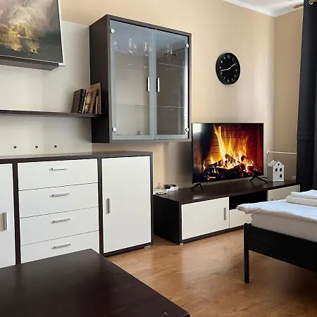 Elegant Escape - Free Parking, Easy Access To Centre Appartement