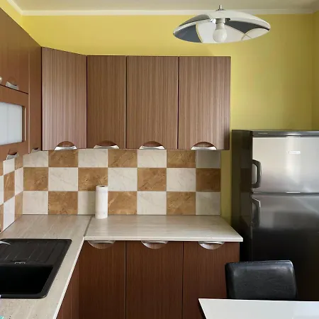 Appartement Elegant Escape - Free Parking, Easy Access To Centre *